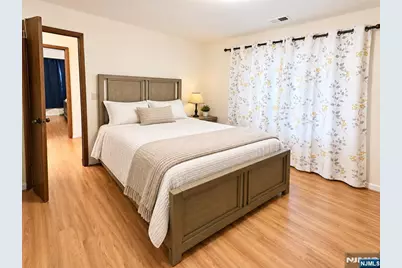 644 7th Street, Carlstadt, NJ 07072 - Photo 9