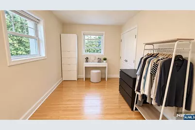 66 Merritt Avenue, Cresskill, NJ 07626 - Photo 5