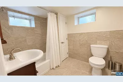 66 Merritt Avenue, Cresskill, NJ 07626 - Photo 11