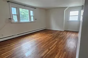 19 Knoble Pl 2nd Floor, Hawthorne, NJ 07506 - Photo 7