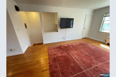151 E Palisade Avenue C2 #C2, Englewood, NJ 07631 - Photo 3