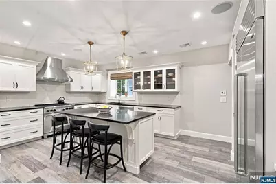 295 Hamilton Avenue, Glen Rock, NJ 07452 - Photo 17