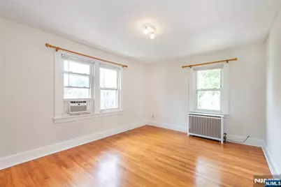 241 Hope Street, Ridgewood, NJ 07450 - Photo 15