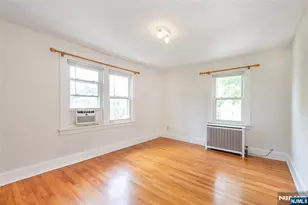 241 Hope St, Ridgewood, NJ 07450 - Photo 15