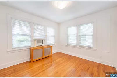 241 Hope Street, Ridgewood, NJ 07450 - Photo 5