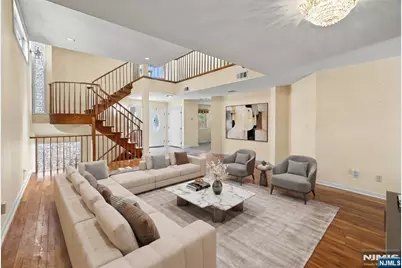 376 Kenwood 9 #9, Englewood, NJ 07631 - Photo 5