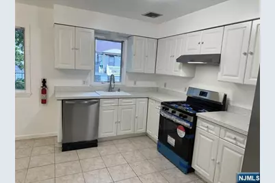 19 Leo Place 1 #1, Lodi, NJ 07644 - Photo 9
