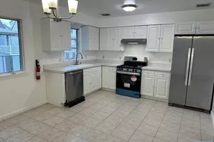 19 Leo Pl 1, Lodi, NJ 07644 - Photo 3
