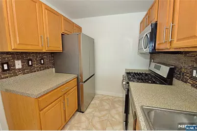 1203 River Road 14C #14C, Edgewater, NJ 07020 - Photo 13