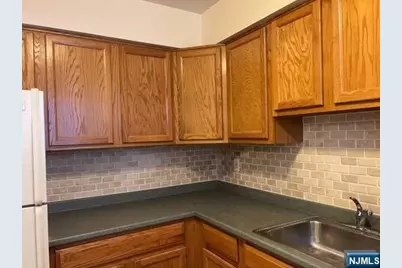 275 River Road H #H, Bogota, NJ 07603 - Photo 5