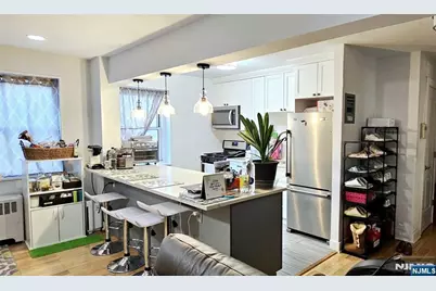 2205 Central Road D1 #D1, Fort Lee, NJ 07024 - Photo 5