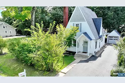 29 Silver Birch Avenue, Oakland, NJ 07436 - Photo 1