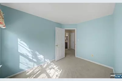 42 Hickory Way 4004 #4004, Mount Arlington, NJ 07856 - Photo 21
