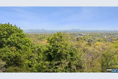 10 Crestmont Road 5J #5J, Montclair, NJ 07042 - Photo 13