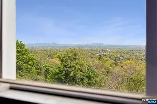 10 Crestmont Road 5J, Montclair, NJ 07042 - Photo 3