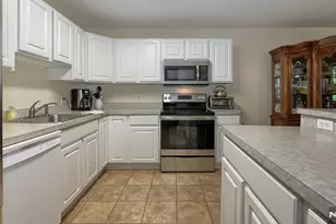 58 Parkside Ct, Wayne, NJ 07470 - Photo 9