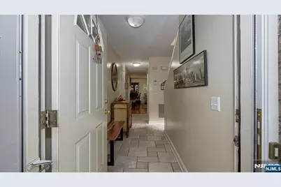 58 Parkside Court, Wayne, NJ 07470 - Photo 3