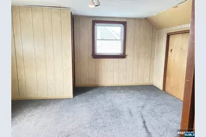 218 Pandolfi Avenue, Secaucus, NJ 07094 - Photo 15