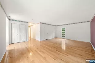 8 Beacon Hill, Pompton Lakes, NJ 07442 - Photo 11