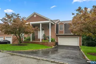 8 Beacon Hill, Pompton Lakes, NJ 07442 - Photo 1