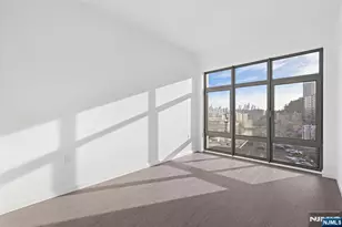 143 Old River Road 606, Edgewater, NJ 07020 - Photo 7