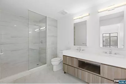 143 Old River Road 606 #606, Edgewater, NJ 07020 - Photo 9