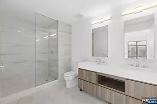 143 Old River Road 606, Edgewater, NJ 07020 - Photo 9