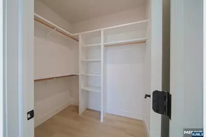 401 E Central Boulevard 4B #4B, Palisades Park, NJ 07650 - Photo 9