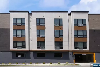 401 E Central Boulevard 4B #4B, Palisades Park, NJ 07650 - Photo 1
