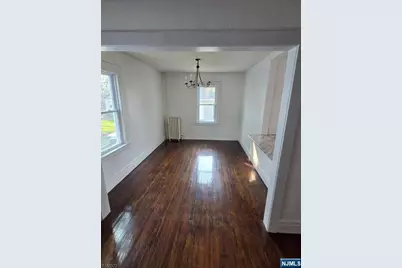 195 Kerrigan Boulevard, Newark, NJ 07106 - Photo 11