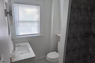 195 Kerrigan Blvd, Newark, NJ 07106 - Photo 19
