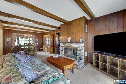 327 Coolidge Avenue, Washington Township, NJ 07676 - Photo 11