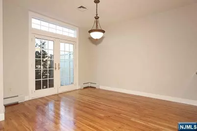 14 Kensington 14 #14, Tenafly, NJ 07670 - Photo 11