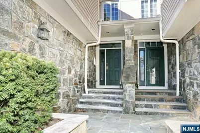 14 Kensington 14 #14, Tenafly, NJ 07670 - Photo 3
