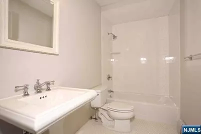 14 Kensington 14 #14, Tenafly, NJ 07670 - Photo 43