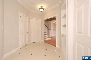 14 Kensington 14, Tenafly, NJ 07670 - Photo 5