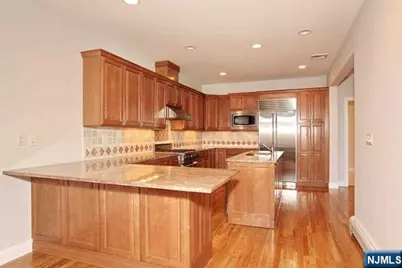 14 Kensington 14 #14, Tenafly, NJ 07670 - Photo 15
