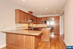 14 Kensington 14, Tenafly, NJ 07670 - Photo 15