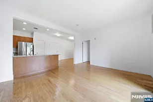 3404 Windsor Park Ct, Englewood, NJ 07631 - Photo 9
