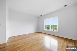 3404 Windsor Park Ct, Englewood, NJ 07631 - Photo 11