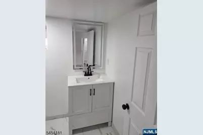 20 Maple Avenue, Montclair, NJ 07042 - Photo 3