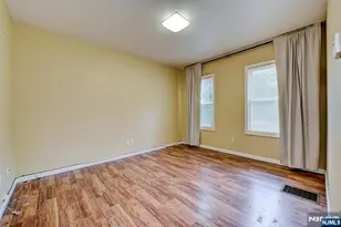 138 Hamburg Turnpike, Bloomingdale, NJ 07403 - Photo 13