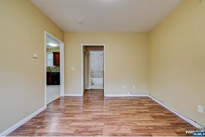 138 Hamburg Turnpike, Bloomingdale, NJ 07403 - Photo 17