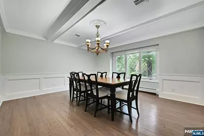 51 Burnwood Lane, Upper Saddle River, NJ 07458 - Photo 5