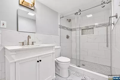 187 Kent Street, Hackensack, NJ 07601 - Photo 21