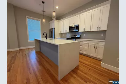 384 Paterson Avenue 203 #203, East Rutherford, NJ 07073 - Photo 7