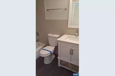384 Paterson Avenue 203 #203, East Rutherford, NJ 07073 - Photo 5