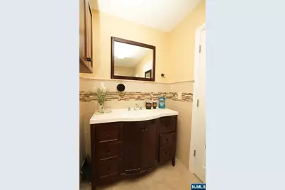 55 Winthrop Street, Newark, NJ 07104 - Photo 11
