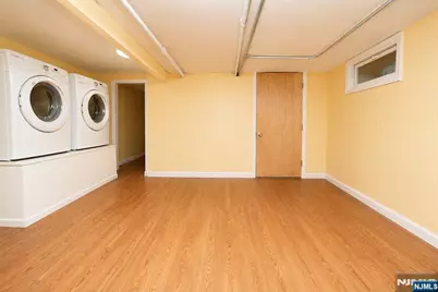 55 Winthrop Street, Newark, NJ 07104 - Photo 17