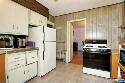 12 Margaret Court, Fair Lawn, NJ 07410 - Photo 15